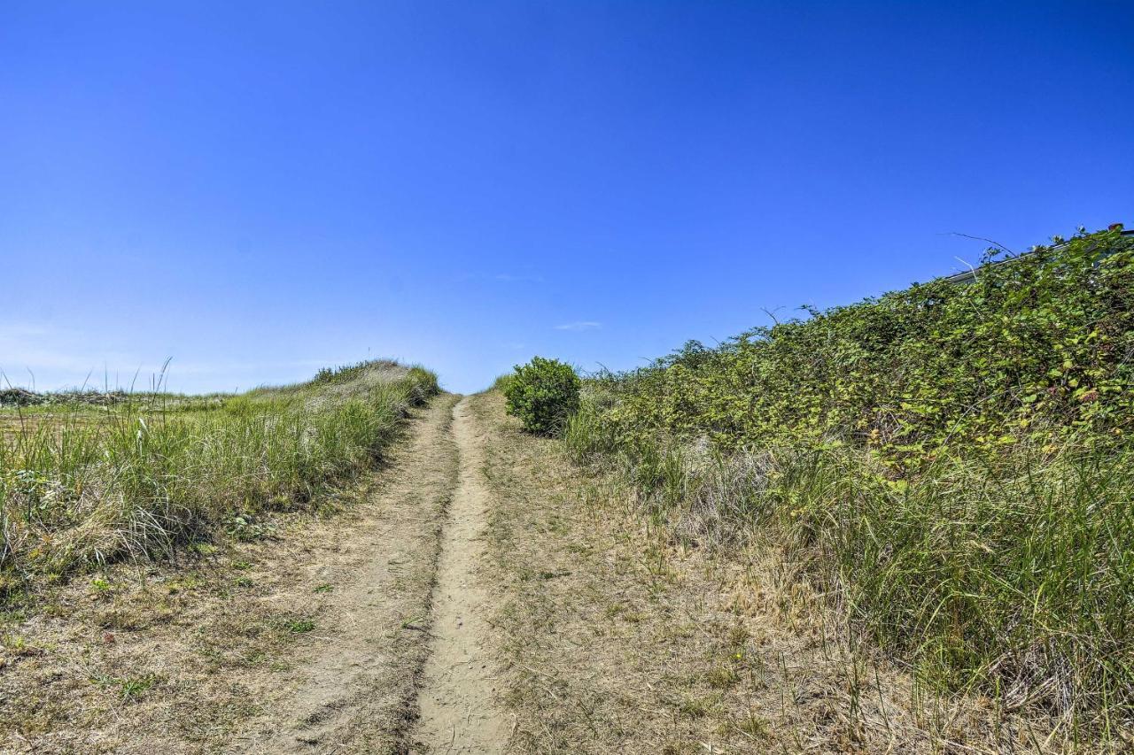 Coastal Pnw Gem With Hot Tub - Walk To Beach! Grayland Eksteriør billede